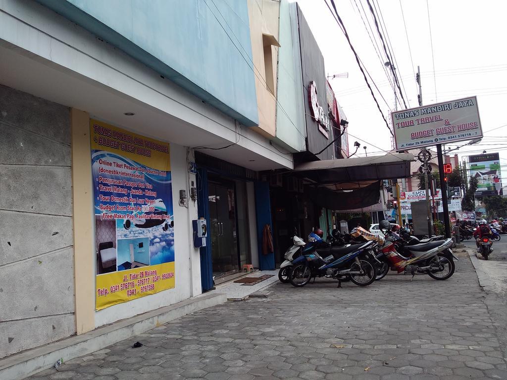 Budget Guest House Tunas Mandiri Jaya Malang Extérieur photo